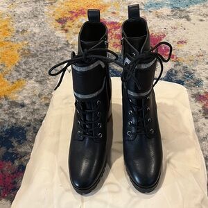 Black Leather Lace-Up Women's Boots